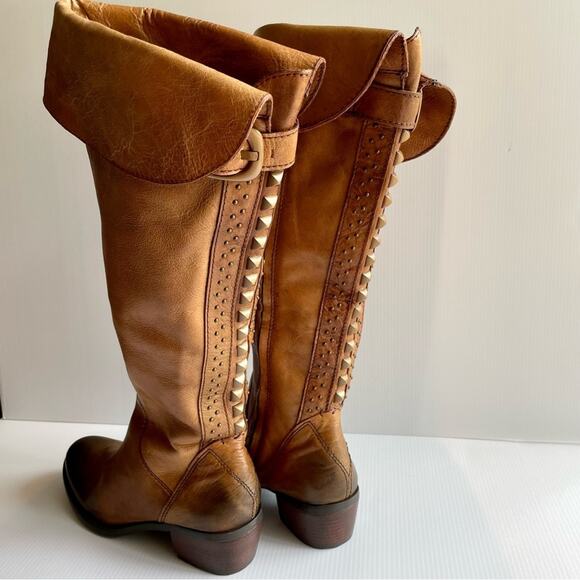 VINCE CAMUTO Bollo Knee High Boot Womens 6 Brown Leather Distressed Studs Biker